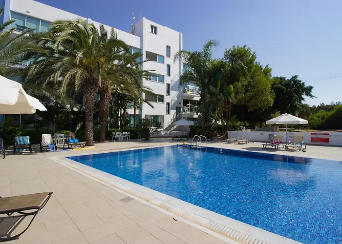 Lejlighed Beachside 1-bed With Huge Veranda *